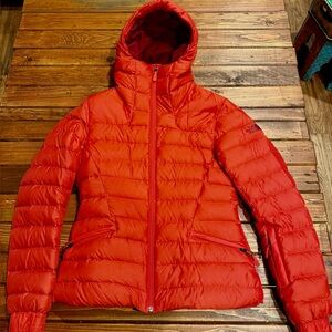 The North Face Women's Vibrant Red Puffer Jacket